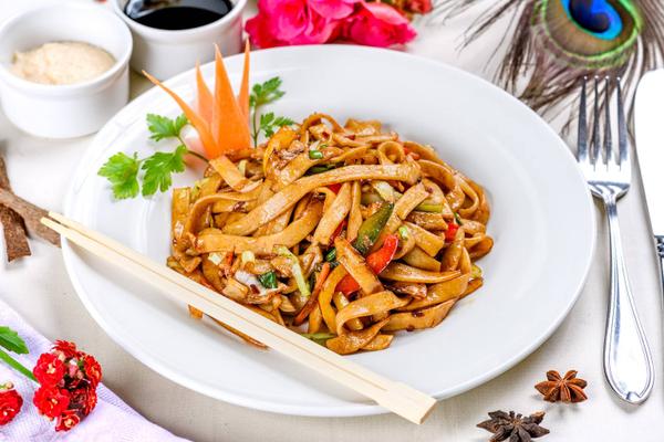 Chew Mein cu Văcuța